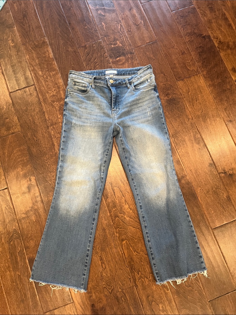 Kut from the Kloth Women’s Light Blue Distressed Crop Flare Jeans